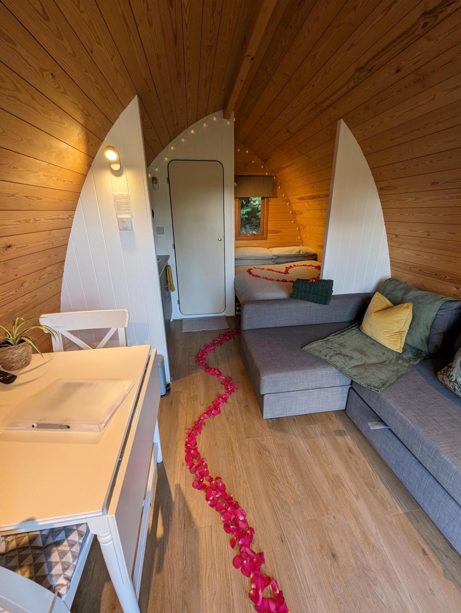 Glamping At Honnington Farm * Royal Tunbridge Wells